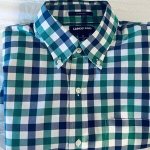 Land’s End Like New Men’s Medium Blue/Green Check No Iron Twill Shirt